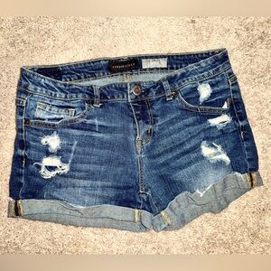 Aero MIDI Women’s 8 Shorts